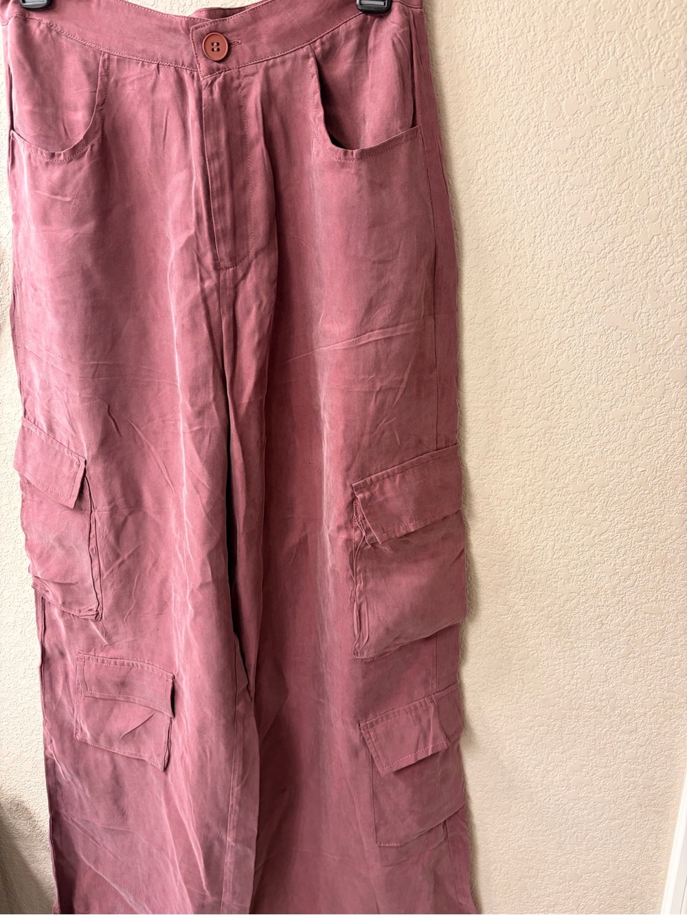 Wide-Leg Cargo Pants in Dusty Rose and tank top